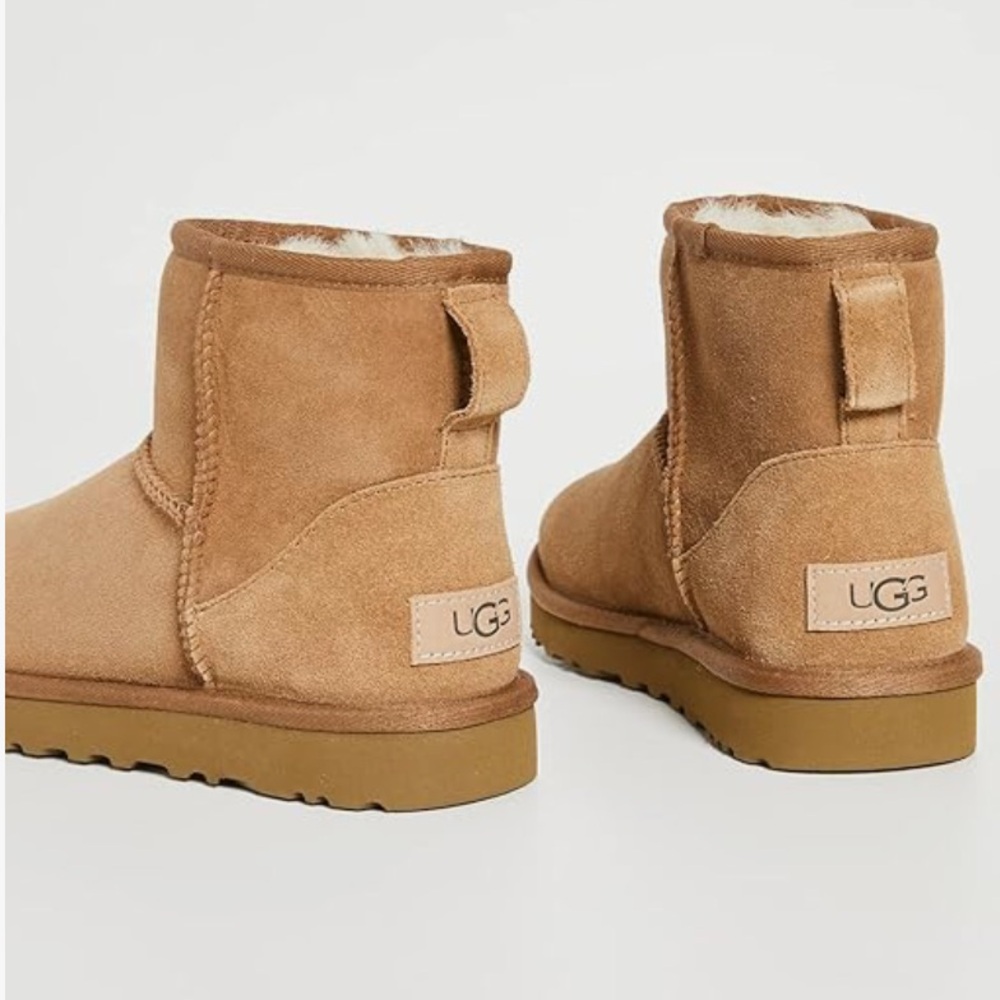 UGG Women’s Classic Mini II Boot in Chestnut - Picture 9 of 12